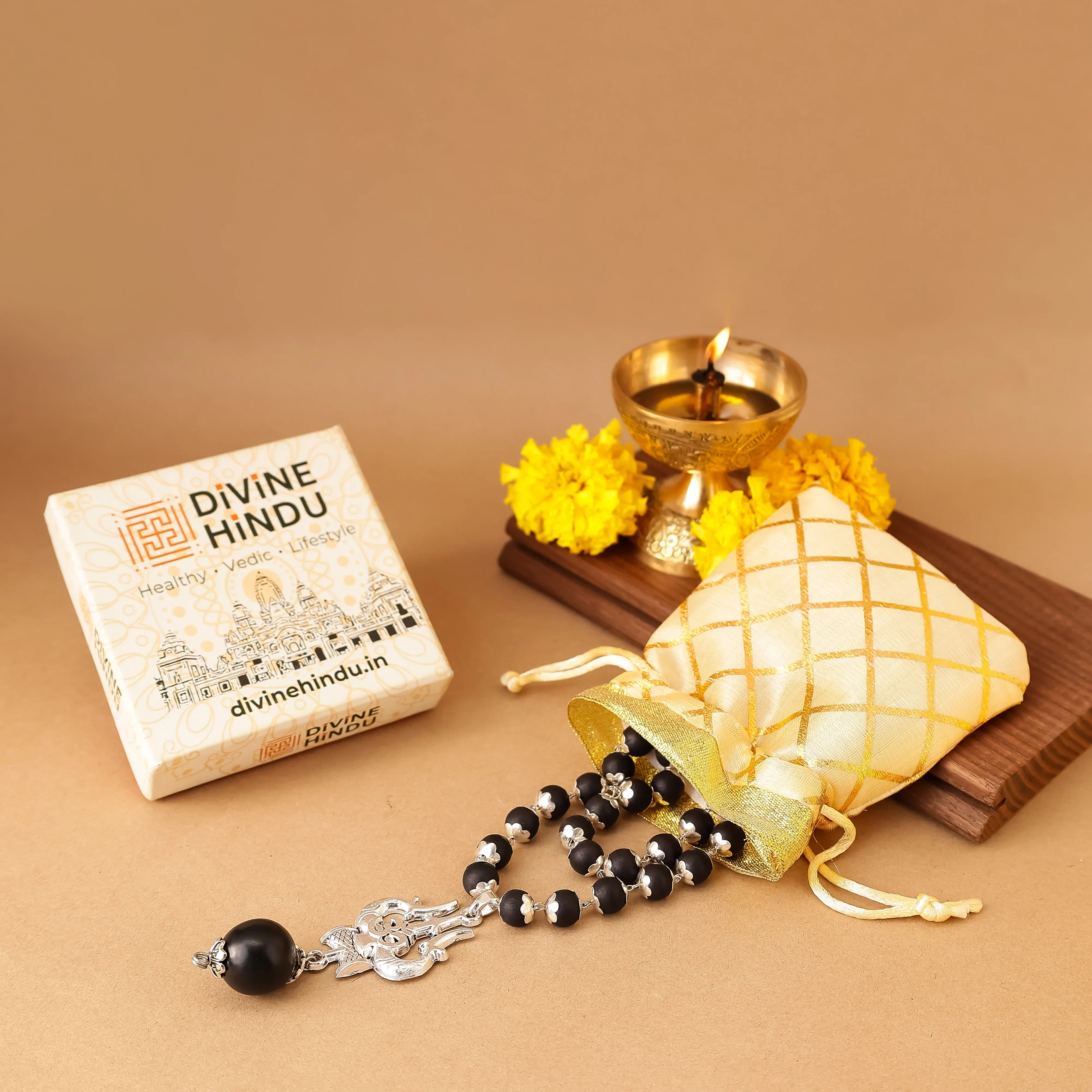 OM Shiva Trishool Karungali Mala with FREE Karungali Bracelet - Image 8